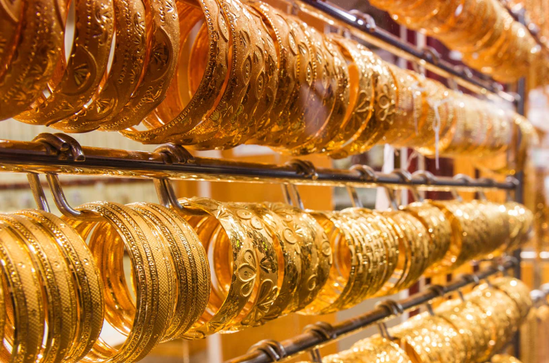 استقرار حذر لأسعار الذهب.. وعيار 21 يسجل هذه القيمة