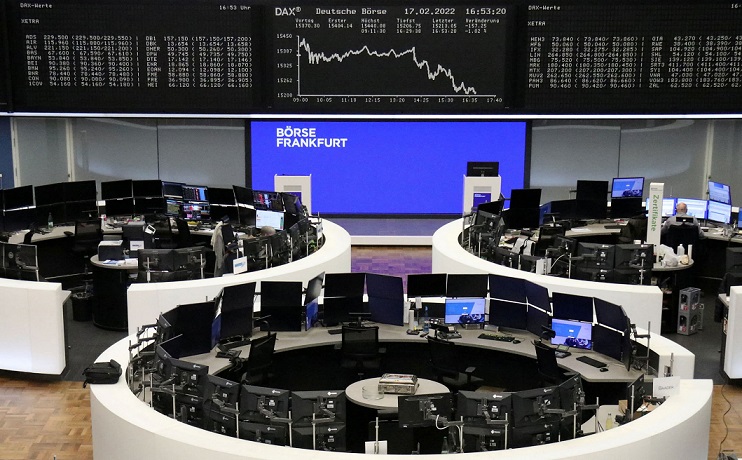 الأسهم الأوروبية تغلق عند أعلى مستوى في أكثر من شهر بفضل التكنولوجيا