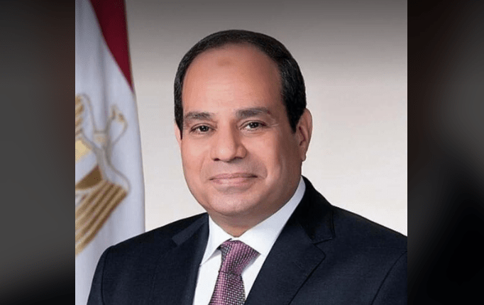 الرئيس السيسي: تعظيم الاستفادة من الإمكانيات الطبيعية في مجالات الطاقة الشمسية والرياح