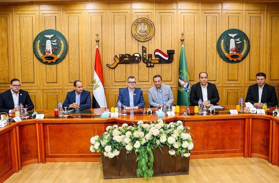 وزير التخطيط: توفير كافة أوجه الدعم للارتقاء بالخدمات الأساسية وجهود التنمية بالمحافظات