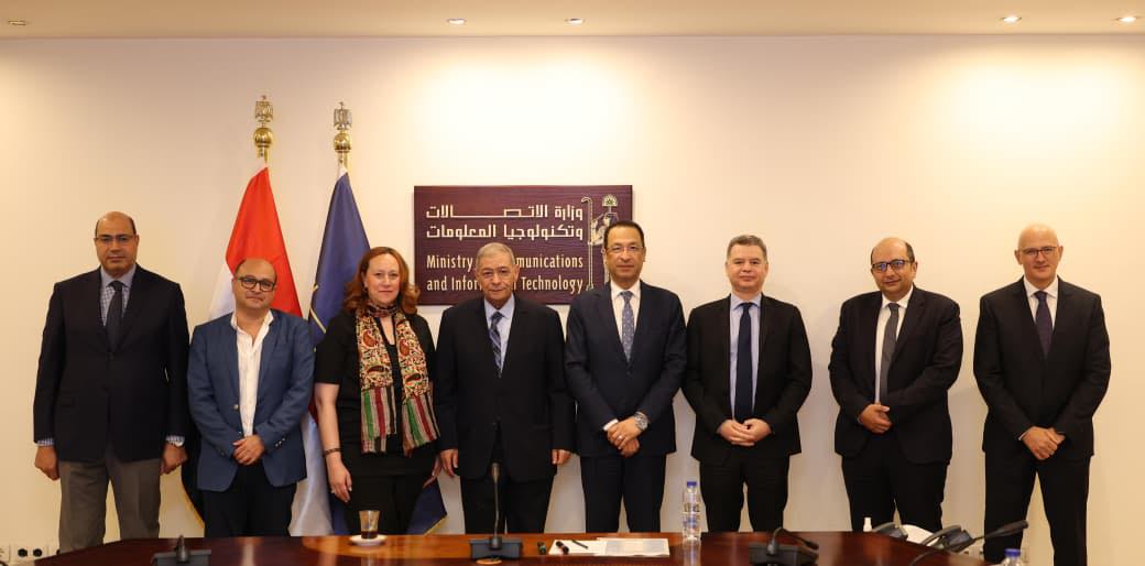 وزير الاتصالات يبحث مع الشعبة العامة للاقتصاد الرقمي والتكنولوجيا تعزيز التعاون المشترك