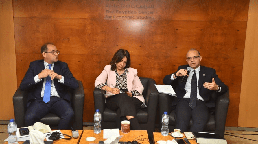 وزير الاستثمار: تطوير منظومة المناطق الحرة والتحول الرقمي وتعزيز تصدير الخدمات