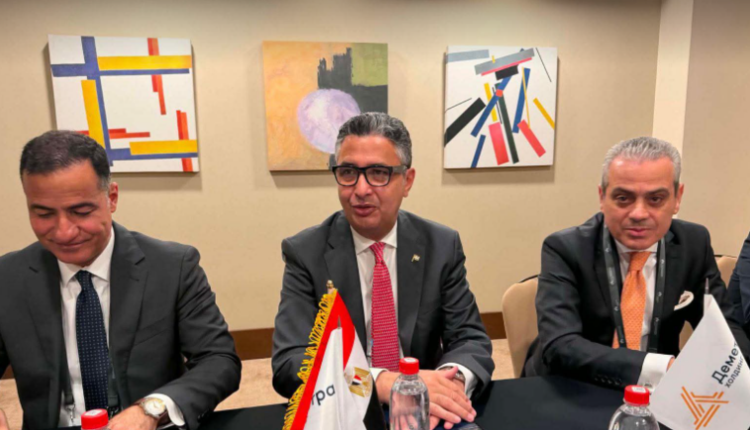 التموين وديمترا الروسية تبحثان إنشاء مركز لوجستي إقليمي للحبوب بالموانئ المصرية